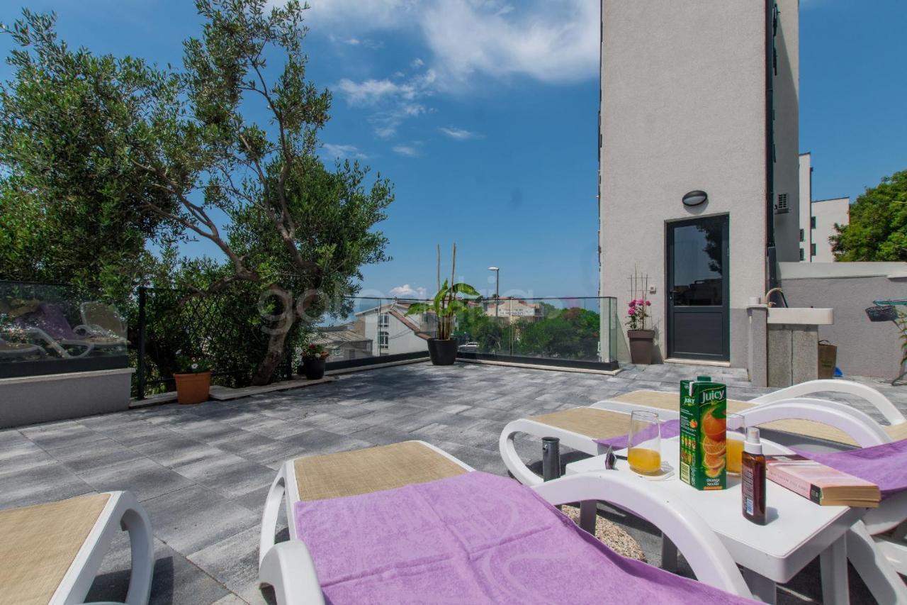 Seashell - Luxury Seaview Apartments Макарска Екстериор снимка